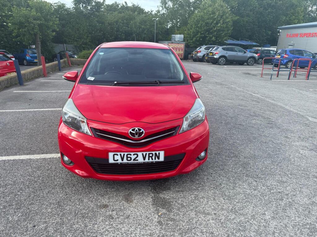 Toyota Yaris Hatchback 1.33 Dual VVT-i SR Euro 5 5dr