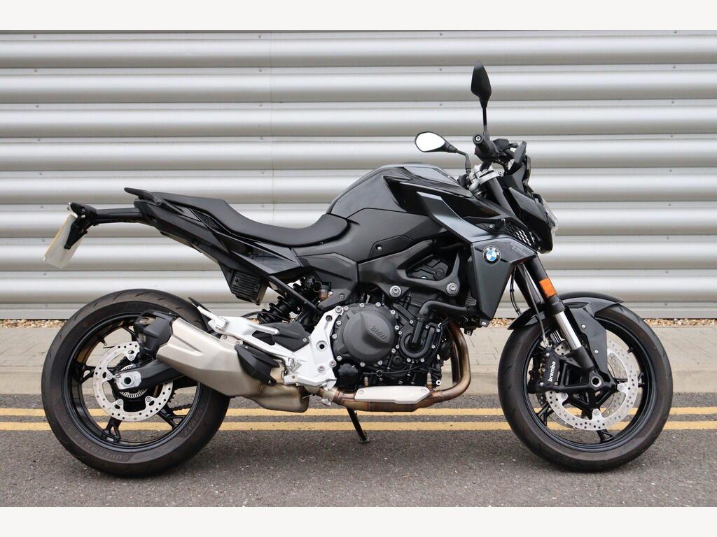 BMW F 900 R