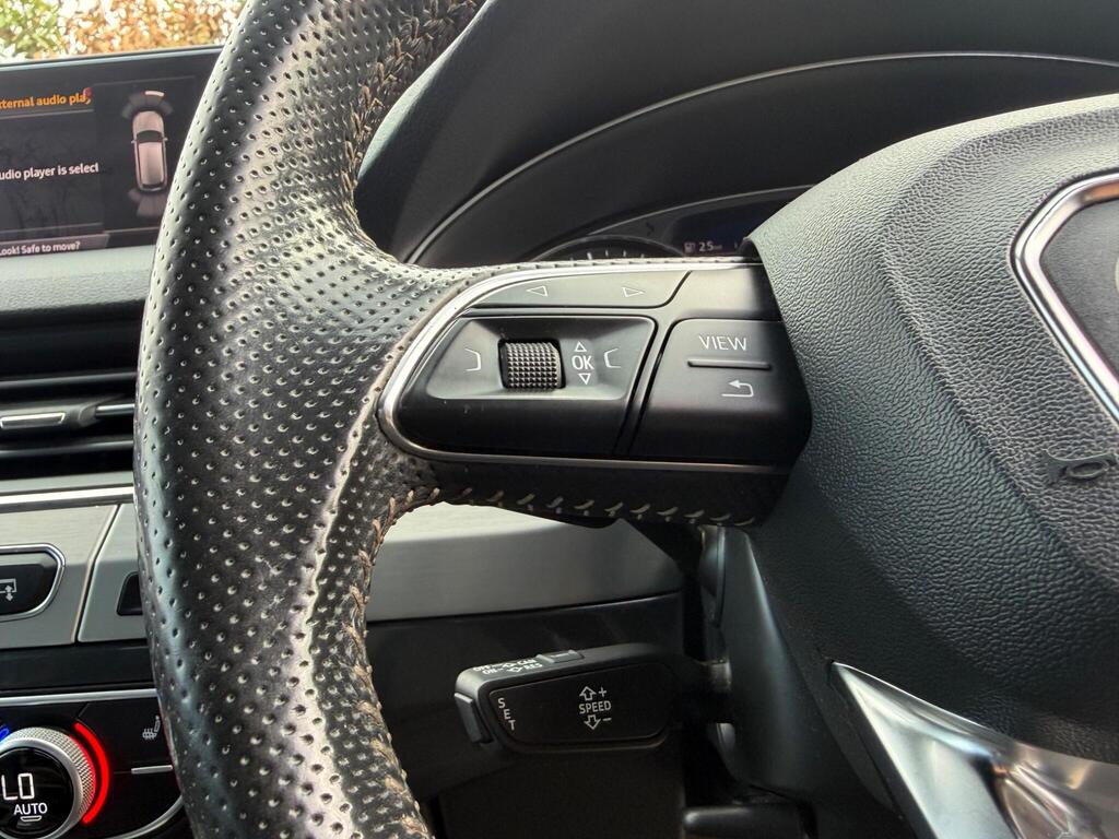 2015 Audi Q7 thumbnail 31
