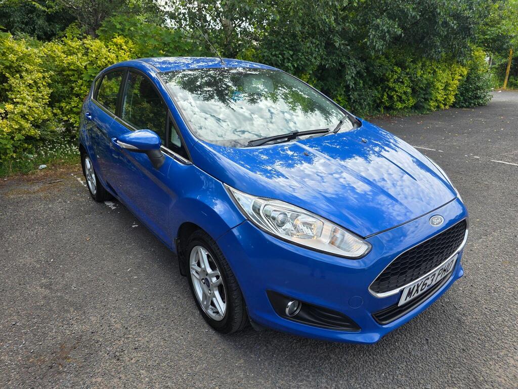 Ford Fiesta Hatchback 1.0T EcoBoost Zetec Euro 5 (s/s) 5dr