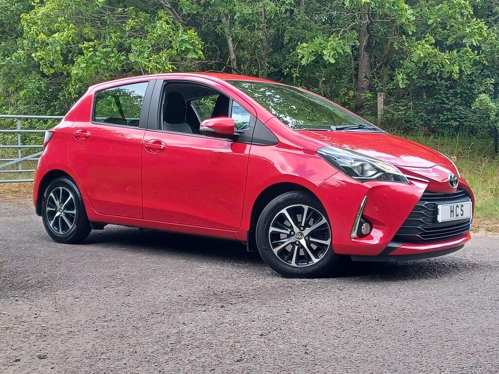 Toyota Yaris Hatchback 1.5 VVT-i Icon Tech Euro 6 5dr