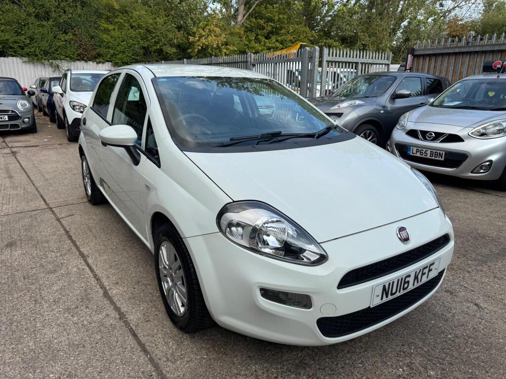 Fiat Punto Hatchback 1.2 Pop + Euro 6 5dr