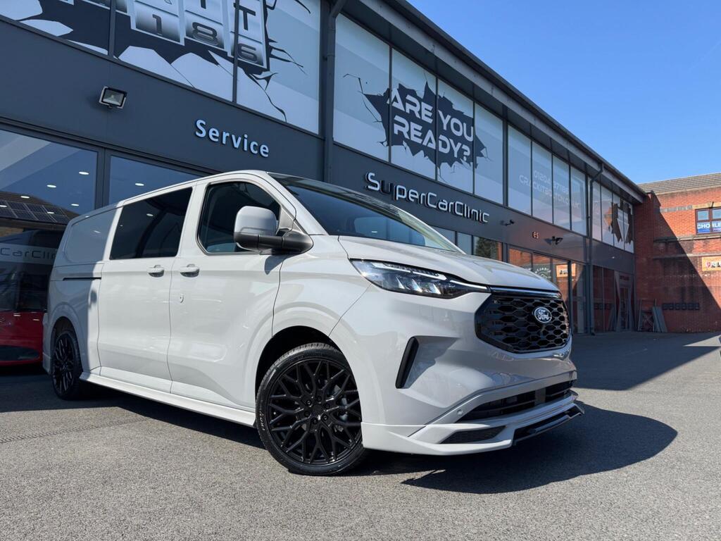 Ford Transit Custom Combi Van 2.5 320 Duratec 11.8kWh Limited Crew Van Auto L2 H1 Euro 6 5dr