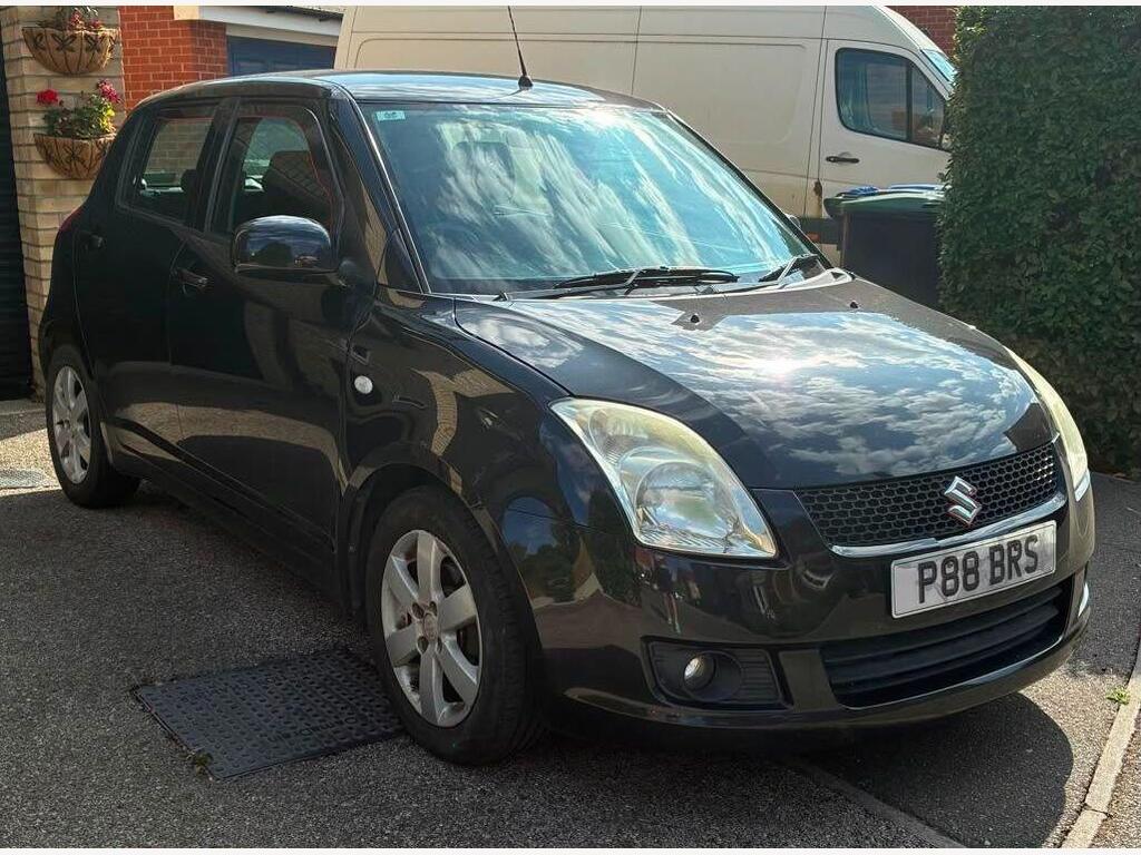 Suzuki Swift Hatchback 1.5 GLX 5dr
