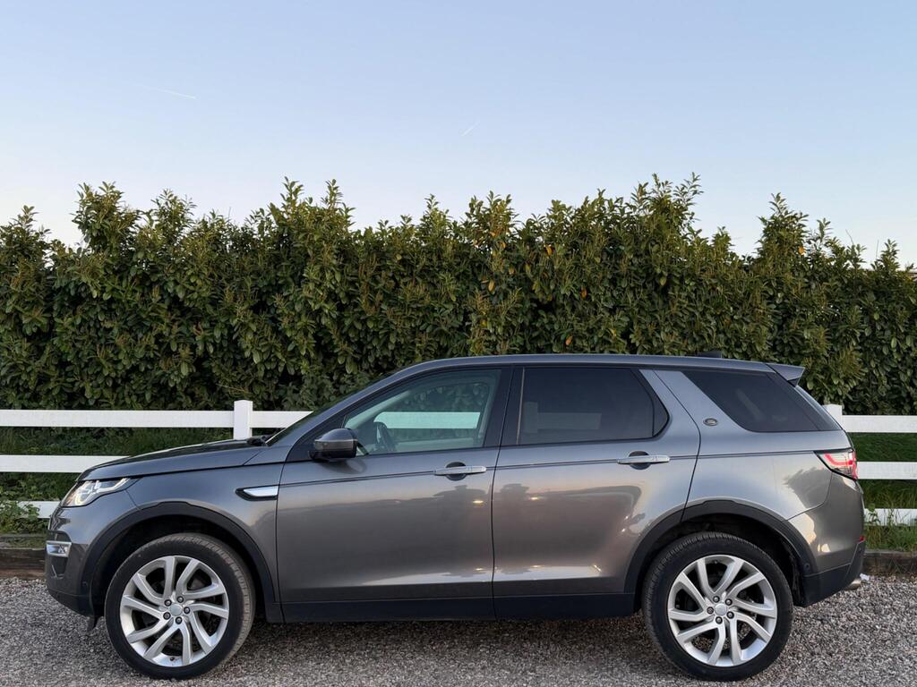 2017 Land Rover Discovery Sport thumbnail 10