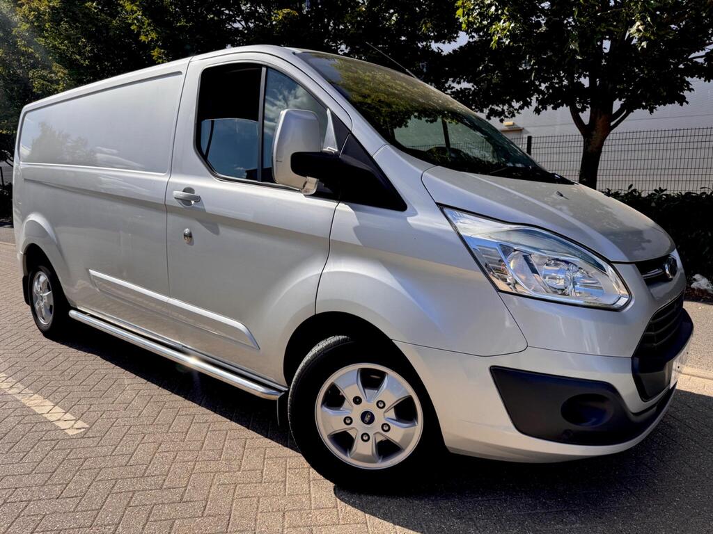 Ford Transit Custom Panel Van 2.2 TDCi 290 Limited L2 H1 5dr