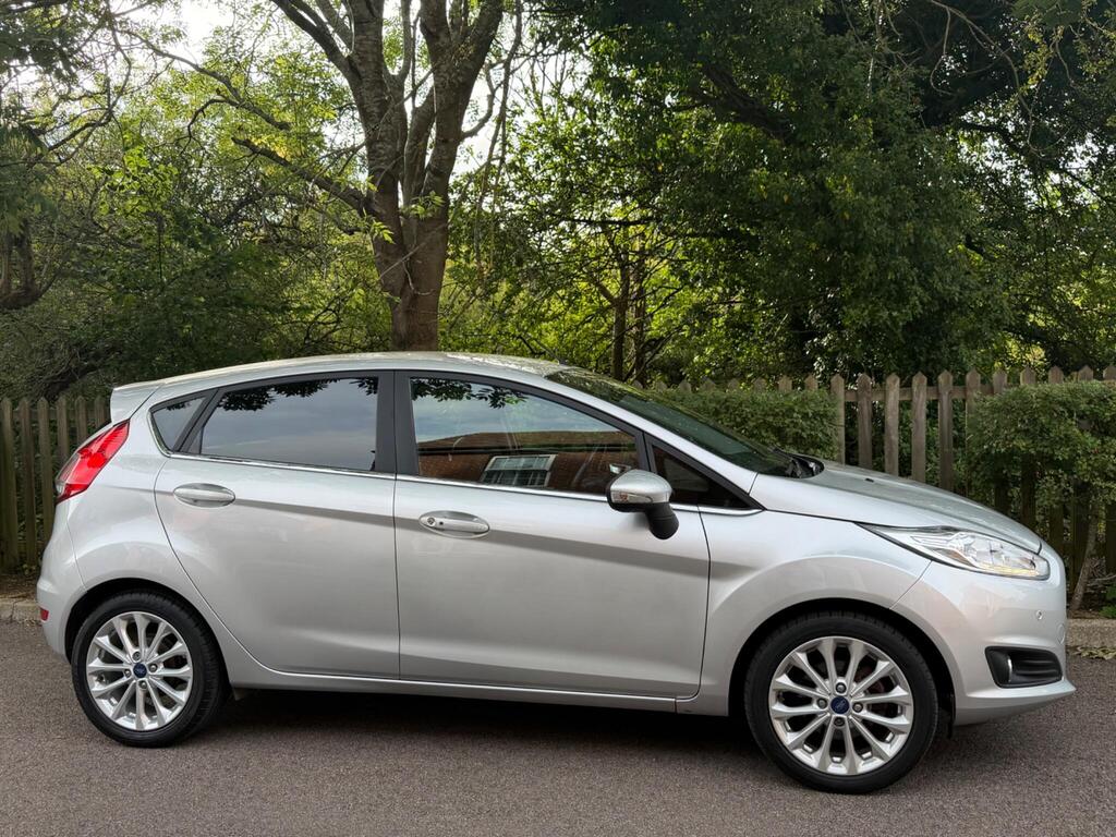Ford Fiesta Hatchback 1.0T EcoBoost Titanium X Powershift Euro 6 5dr