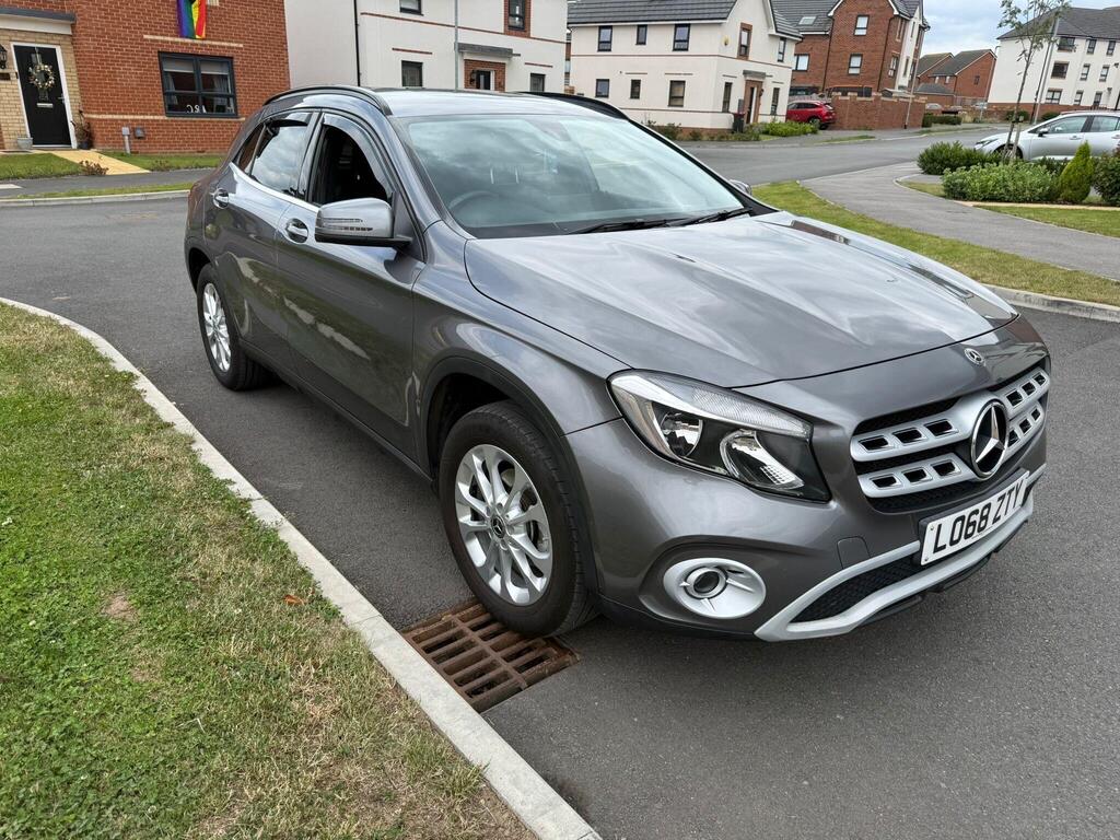 Mercedes-Benz GLA