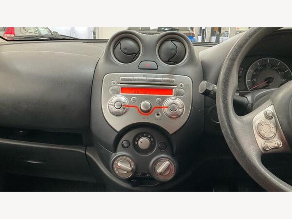 2012 Nissan Micra thumbnail 8