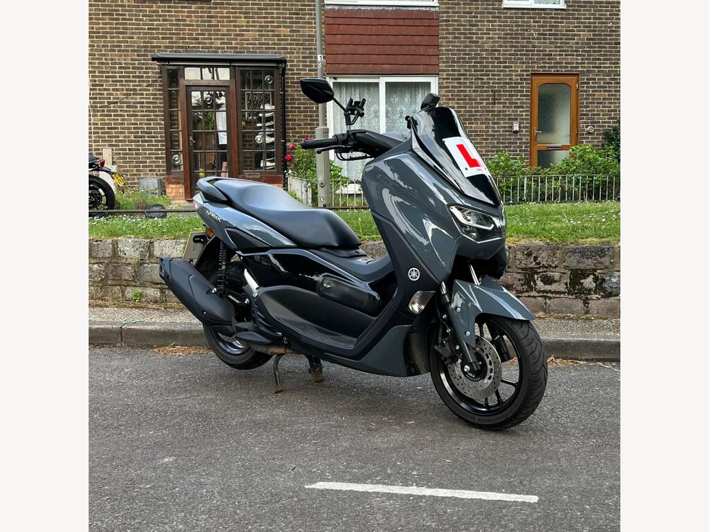 Yamaha NMAX 125