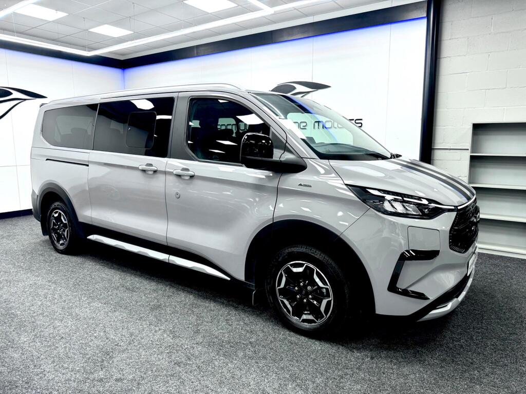 Ford E-Tourneo Custom