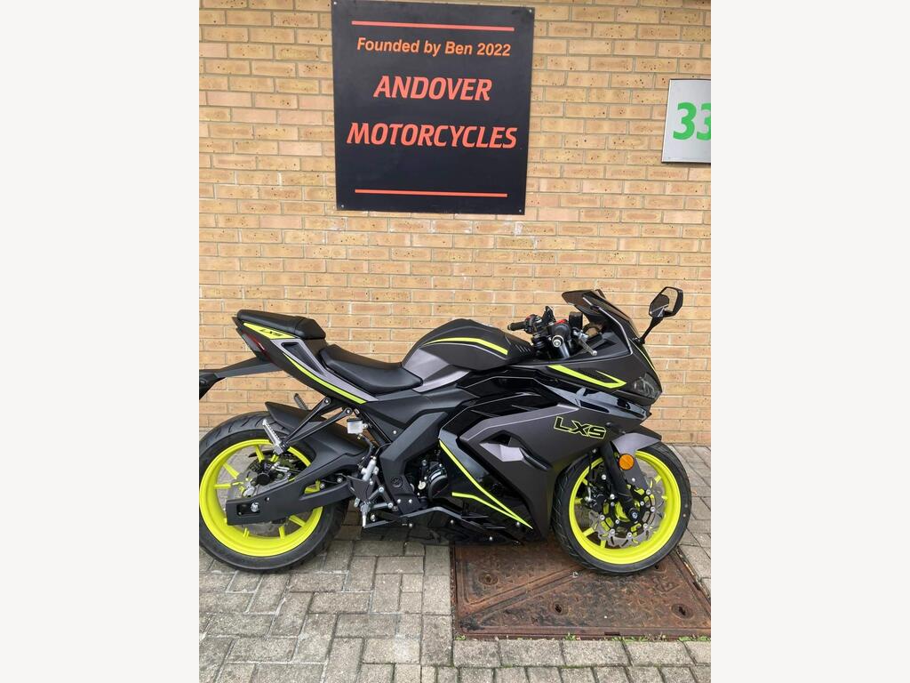 Lexmoto LXS 125 Super Sports 125