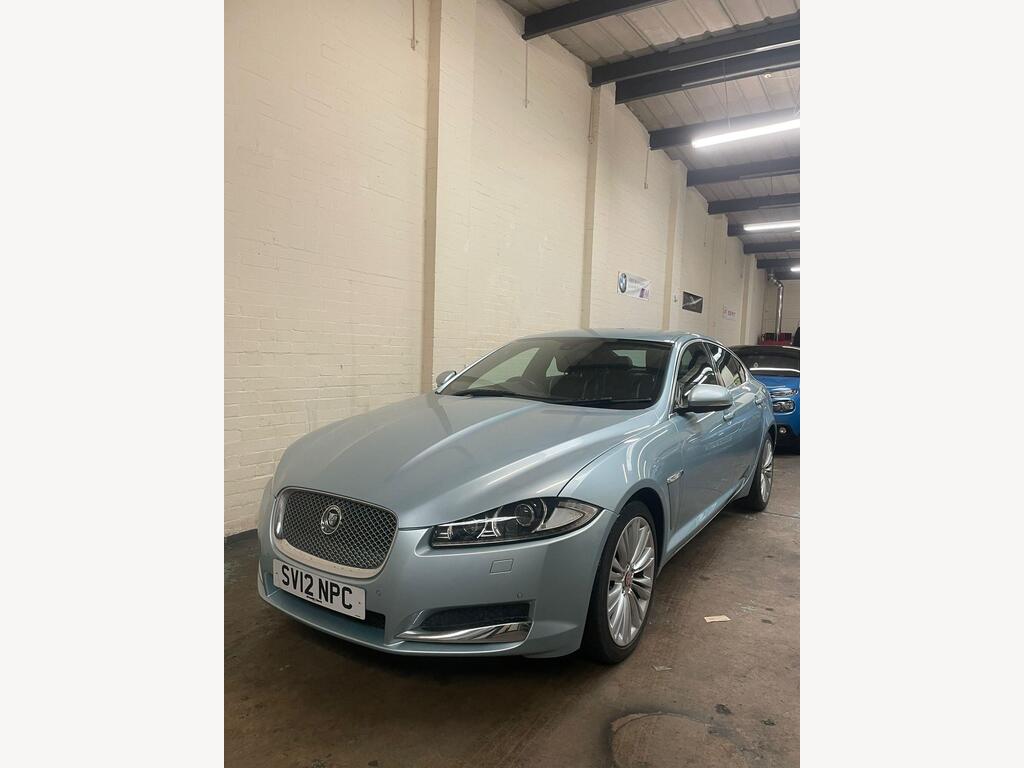 Jaguar XF Saloon 2.2d Portfolio Auto Euro 5 (s/s) 4dr