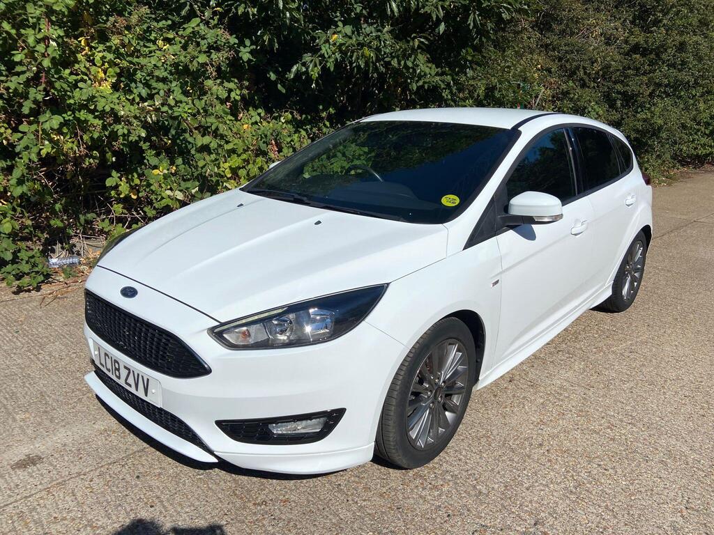 Ford Focus Hatchback 1.0T EcoBoost ST-Line Euro 6 (s/s) 5dr