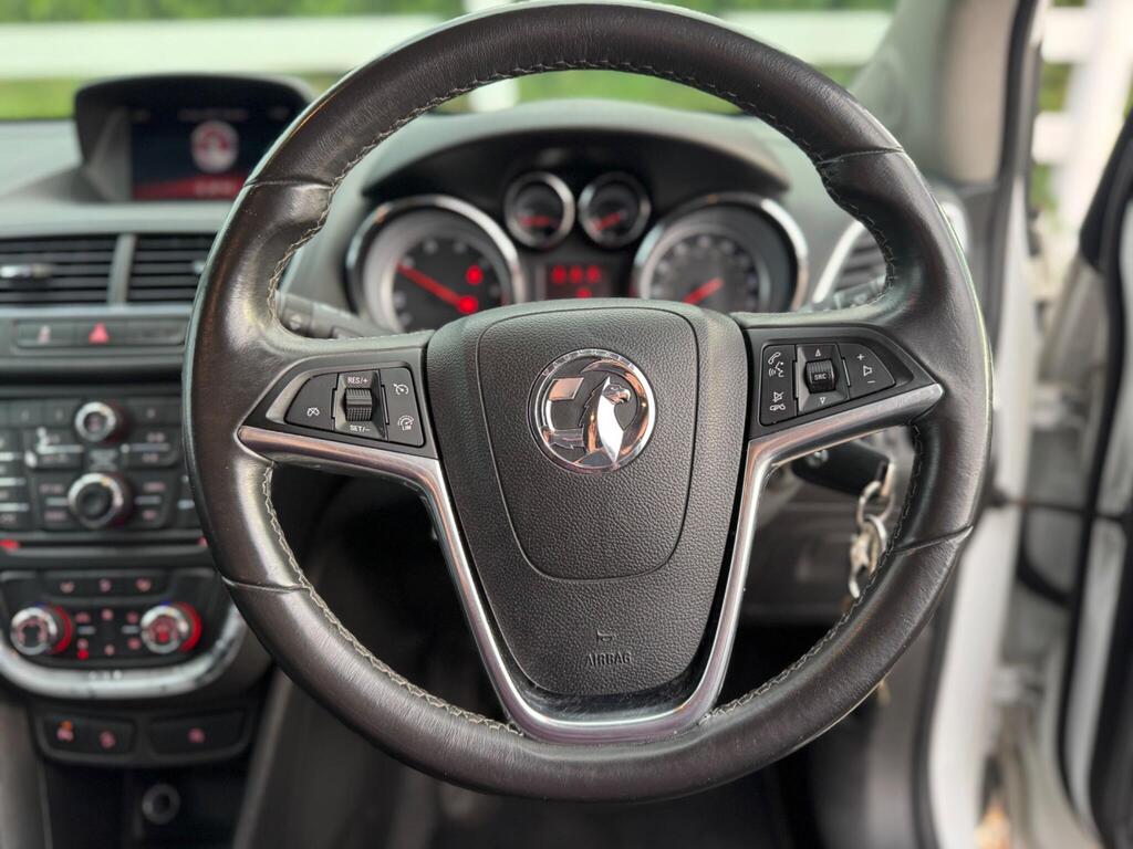 Vauxhall Mokka 1.6 CDTi Tech Line 4WD Euro 6 (s/s) 5dr thumbnail 19