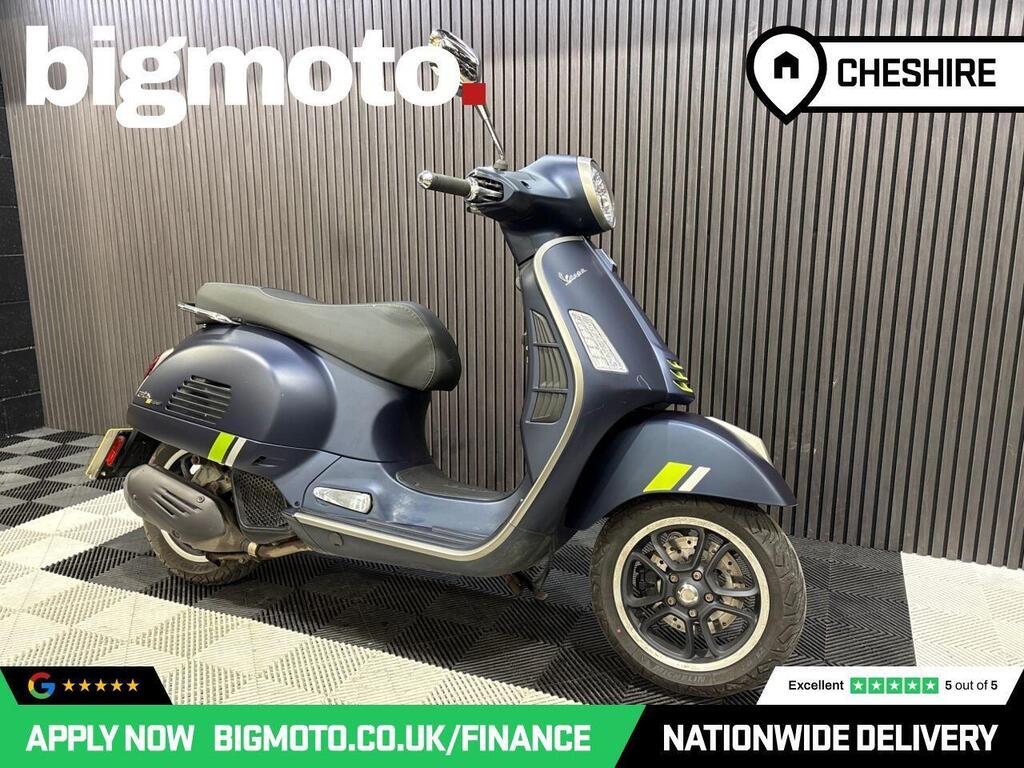 Piaggio Vespa GTS 125