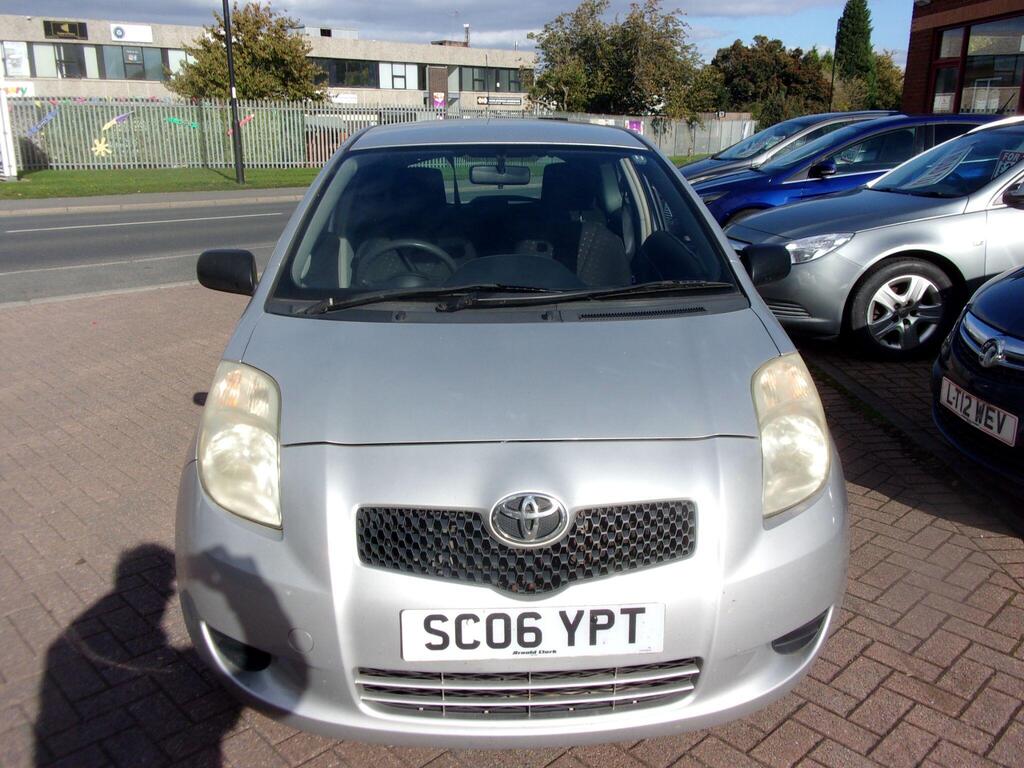 Toyota Yaris Hatchback 1.0 VVT-i T2 3dr