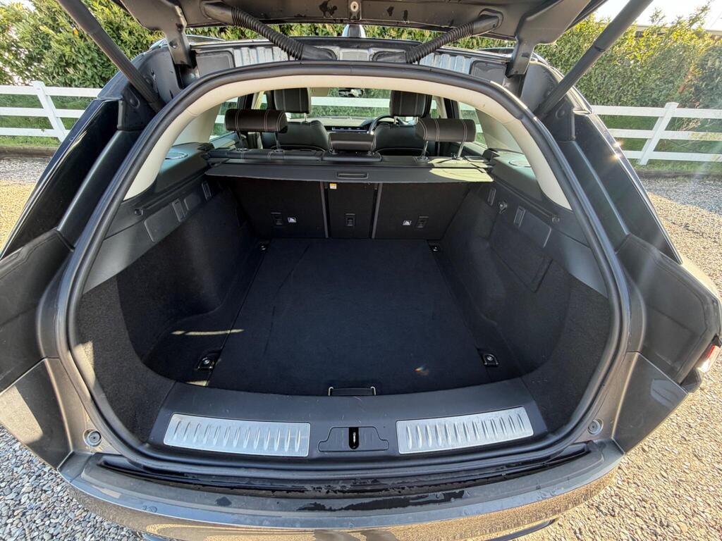 2018 Land Rover Range Rover Velar thumbnail 44