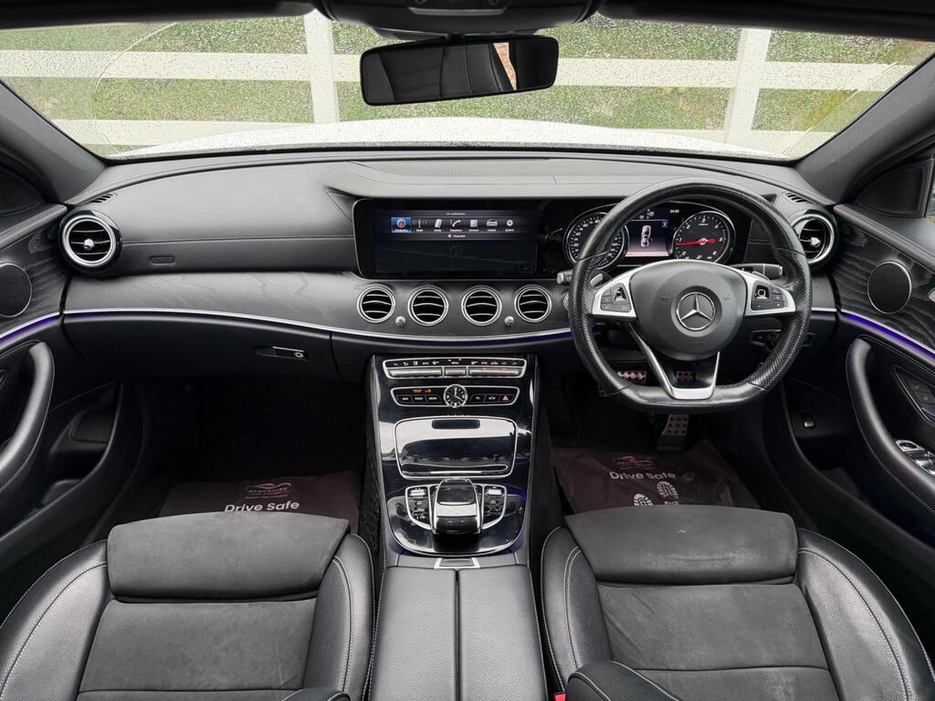 2016 Mercedes-Benz E Class thumbnail 18