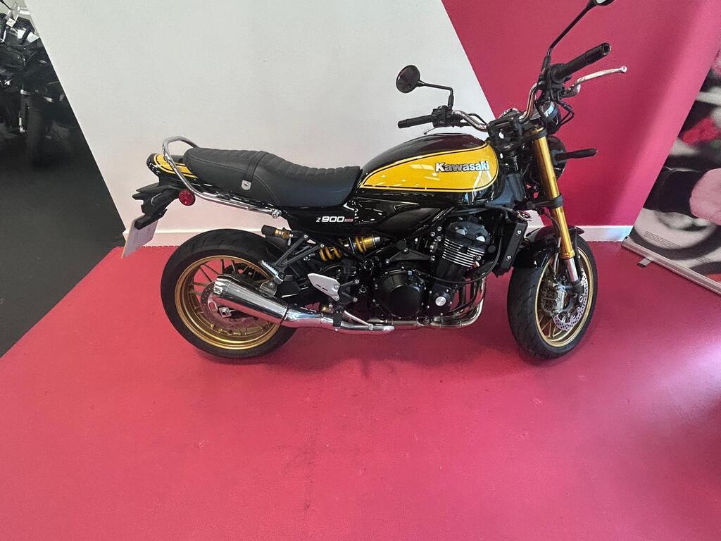 Kawasaki Z900 RS SE