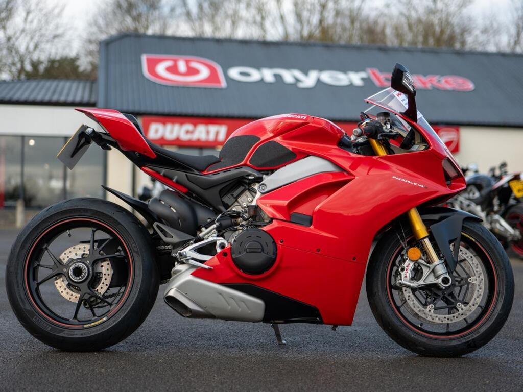 Ducati Panigale V4S