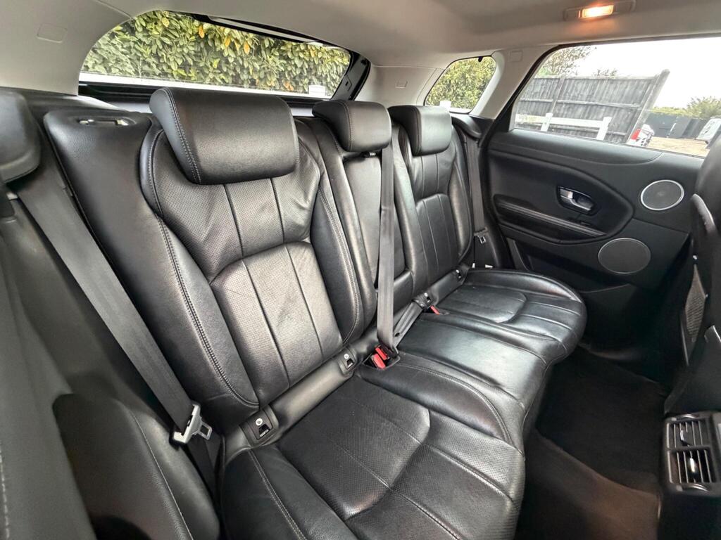 2015 Land Rover Range Rover Evoque thumbnail 21