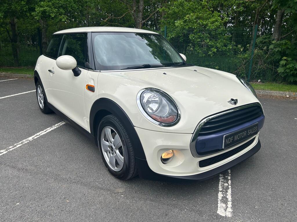 MINI Hatch Hatchback 1.5 Cooper D Euro 6 (s/s) 3dr