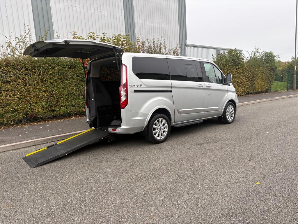 Ford Tourneo Custom Minibus 2.0 320 EcoBlue Titanium L1 Euro 6 (s/s) 5dr