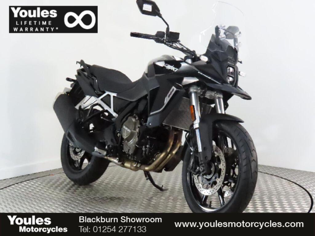 Suzuki V-Strom 800