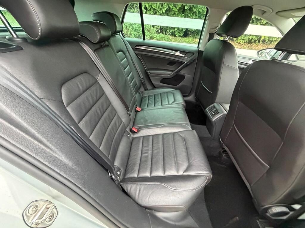 2016 Volkswagen Golf thumbnail 20