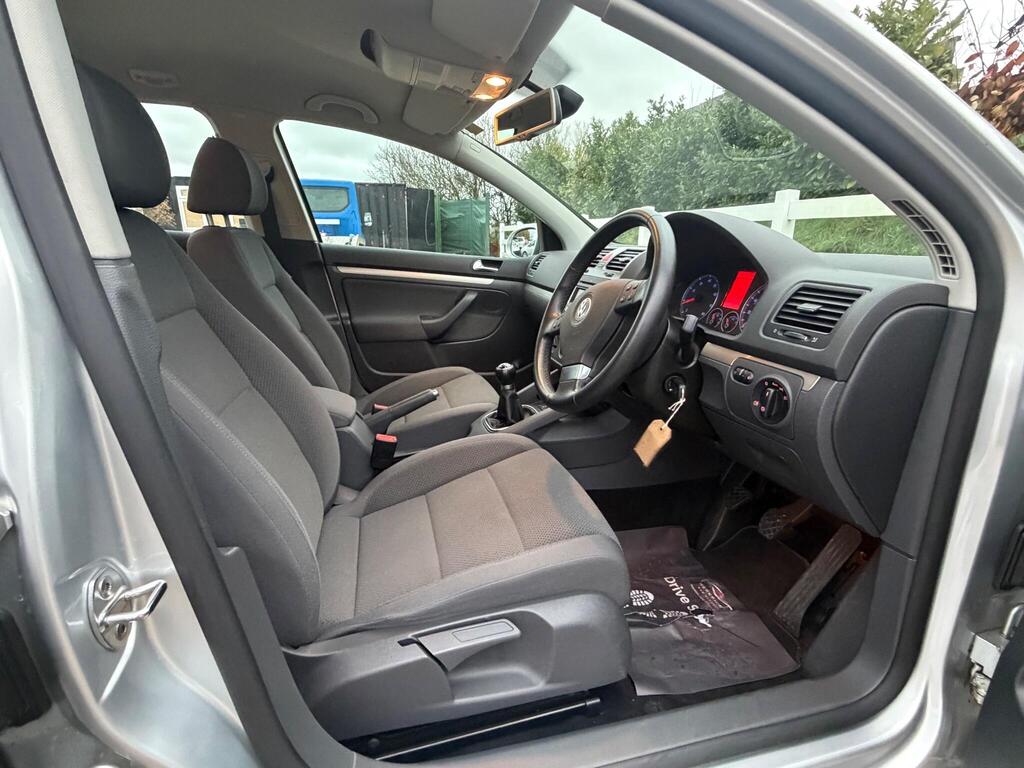 2008 Volkswagen Golf thumbnail 16