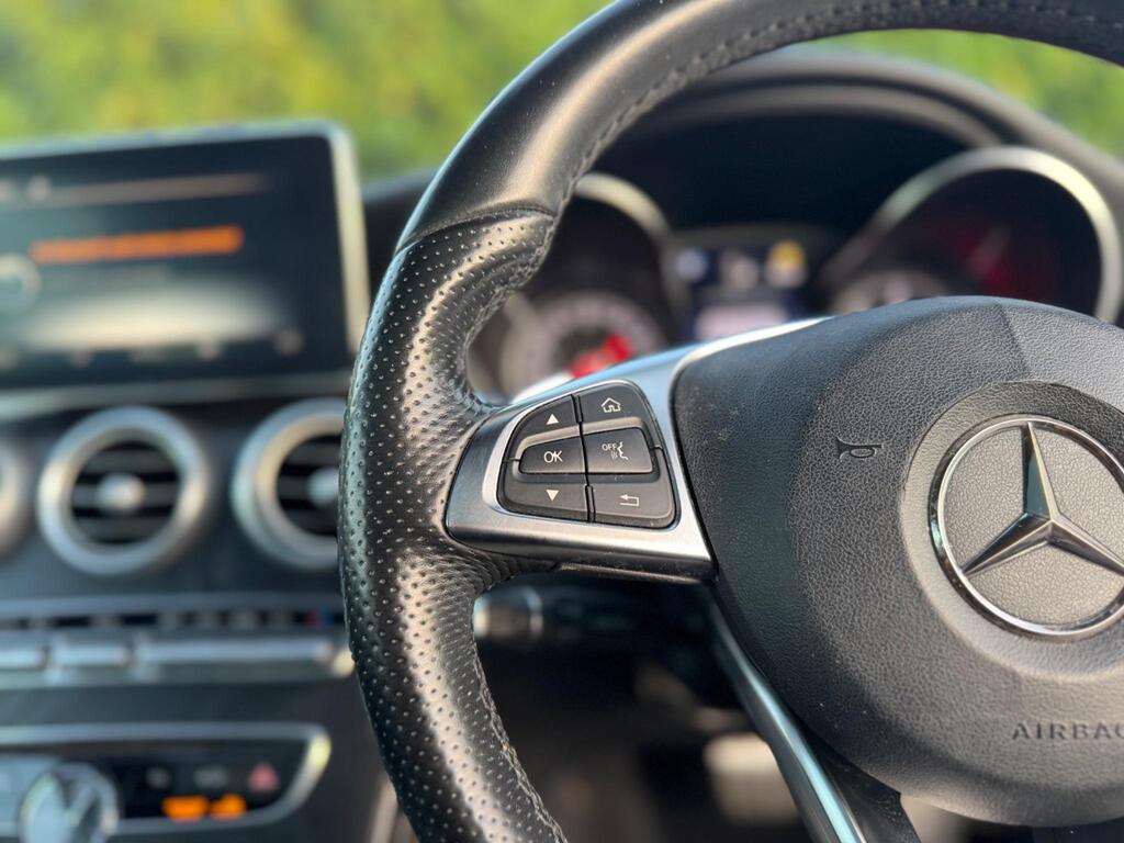 Mercedes-Benz C Class 2.1 C220d AMG Line (Premium Plus) G-Tronic+ Euro 6 (s/s) 2dr thumbnail 15