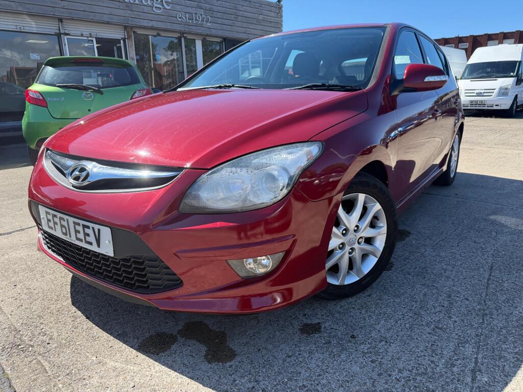 Hyundai i30 Hatchback 1.6 CRDi Comfort Euro 4 5dr