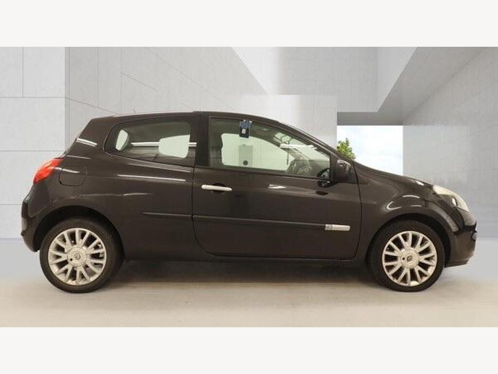 2011 Renault Clio thumbnail 4