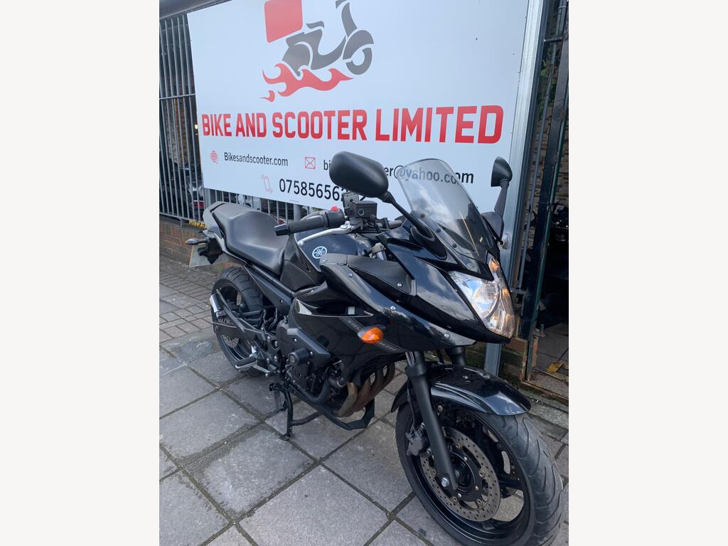 Yamaha XJ6 Diversion S Naked 600 S Diversion