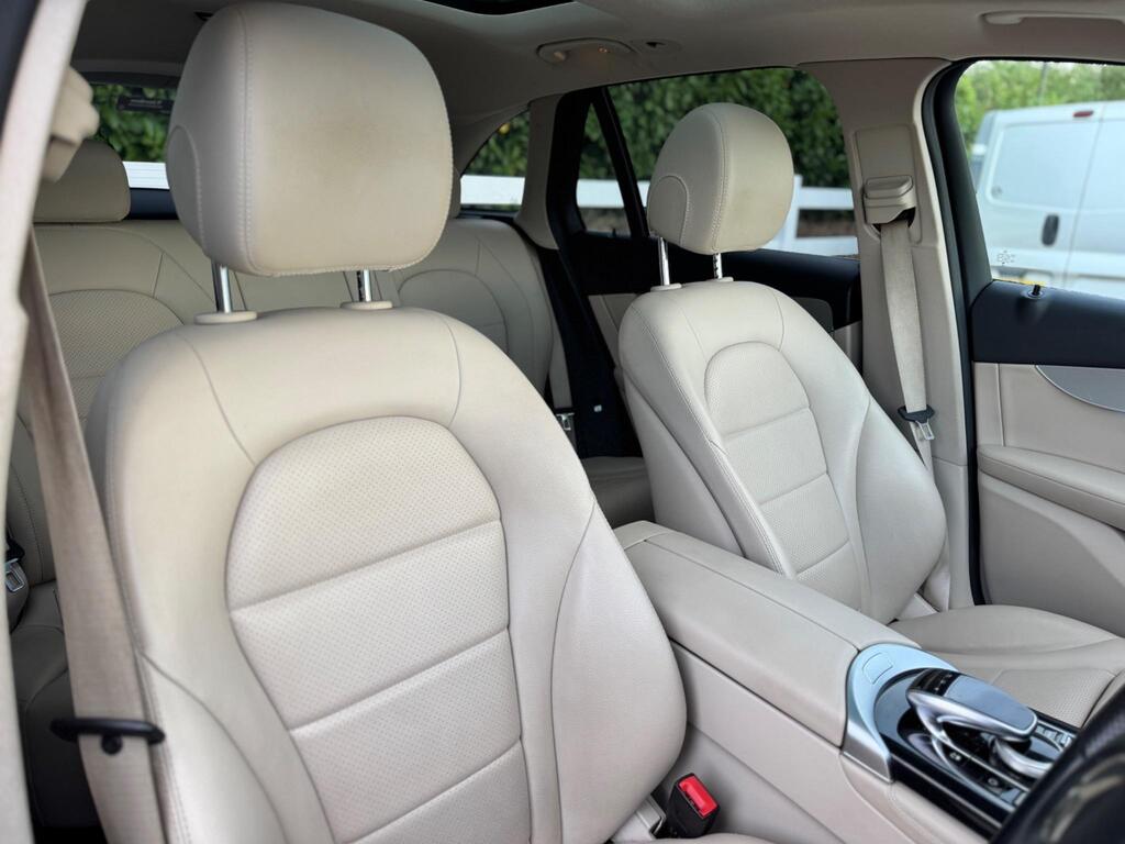 Mercedes-Benz GLC 2.1 GLC220d Sport (Premium) G-Tronic 4MATIC Euro 6 (s/s) 5dr thumbnail 11