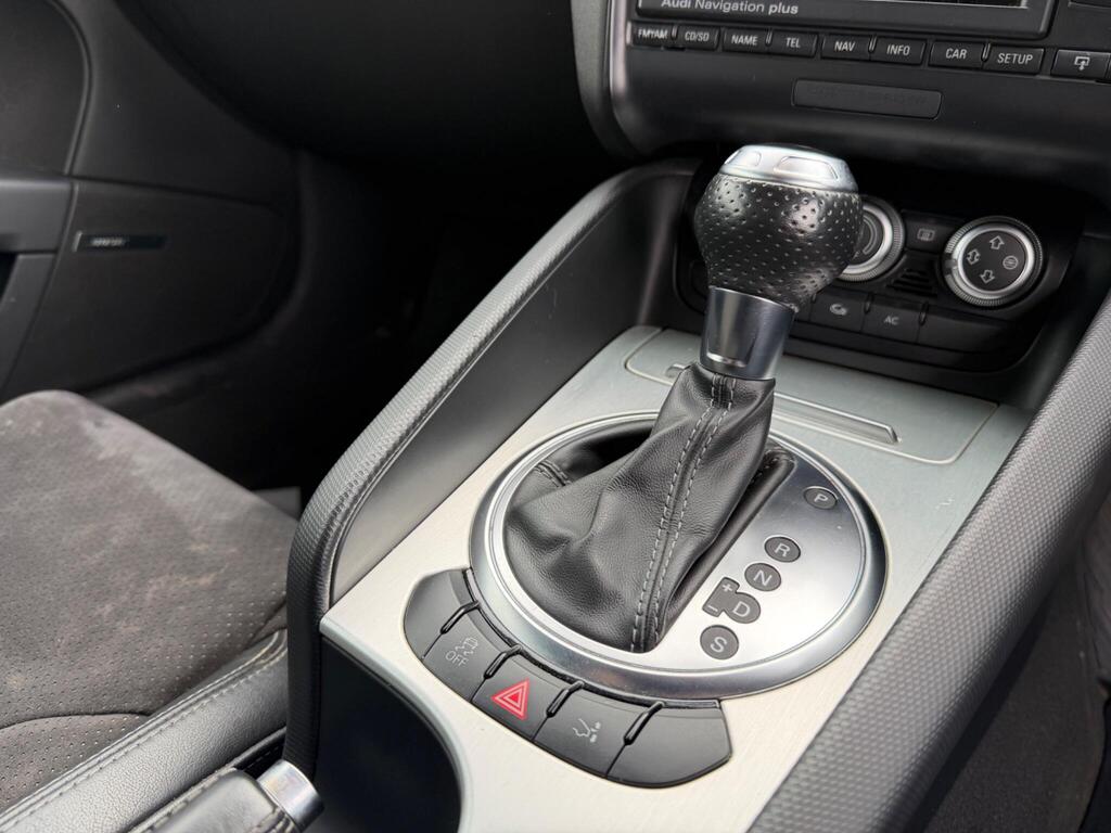 2012 Audi TT thumbnail 16