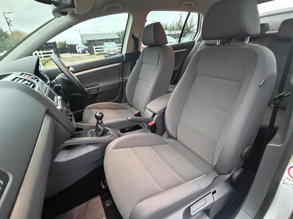 2008 Volkswagen Golf thumbnail 35