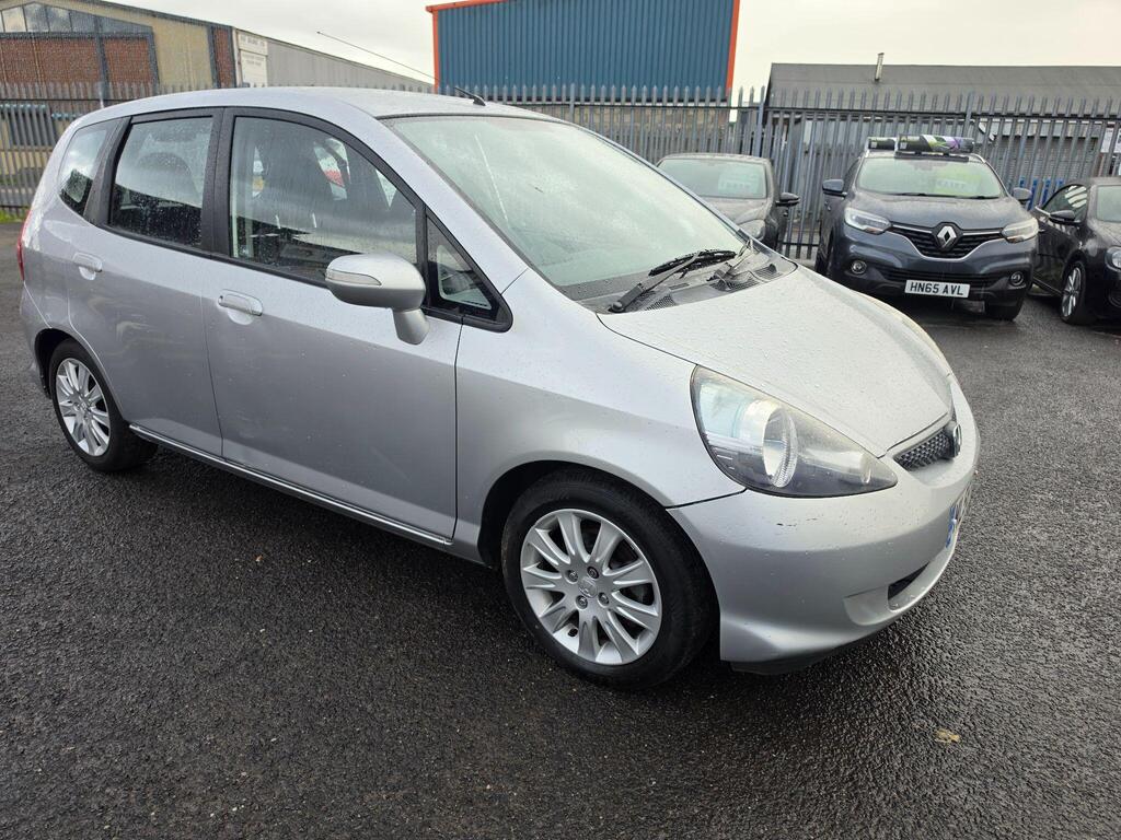 Honda Jazz Hatchback 1.4 i-DSI SE CVT-7 5dr