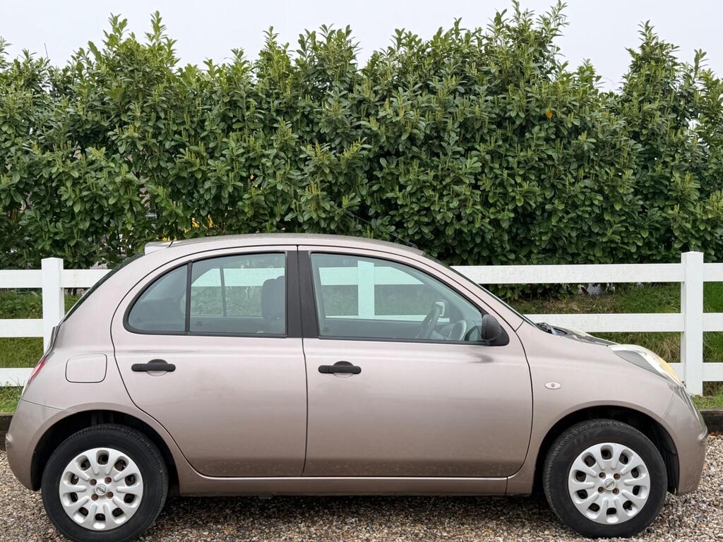 2009 Nissan Micra thumbnail 11