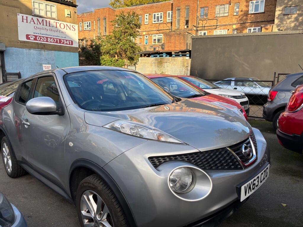 Nissan Juke SUV 1.6 Acenta Euro 5 (s/s) 5dr