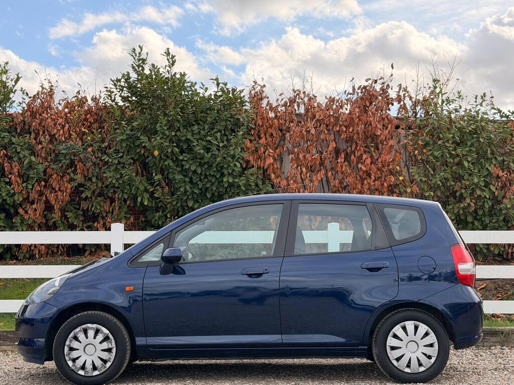 2004 Honda Jazz thumbnail 15