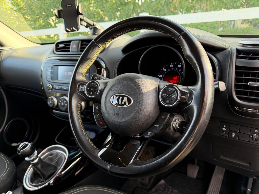 2014 Kia Soul thumbnail 28