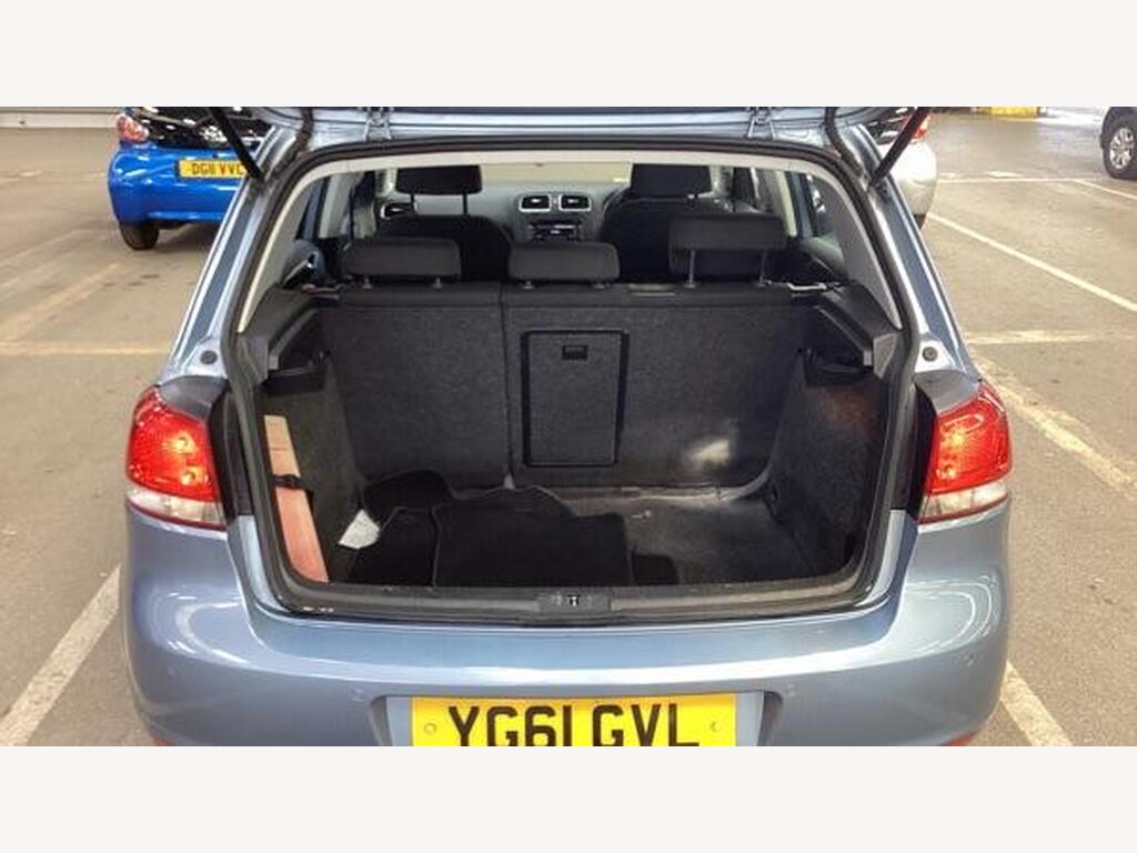 2011 Volkswagen Golf thumbnail 13
