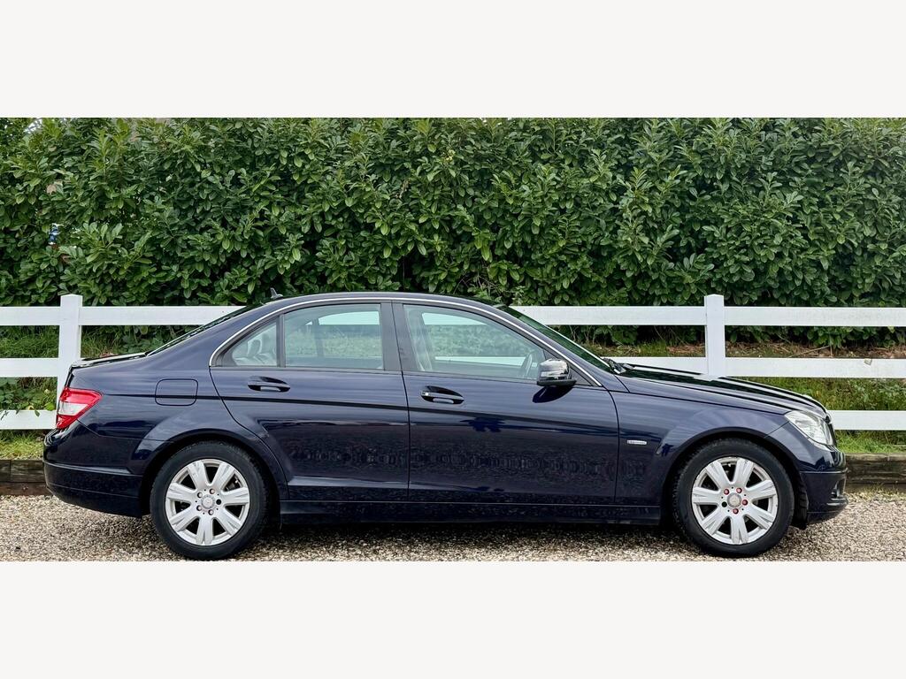2010 Mercedes-Benz C Class thumbnail 12