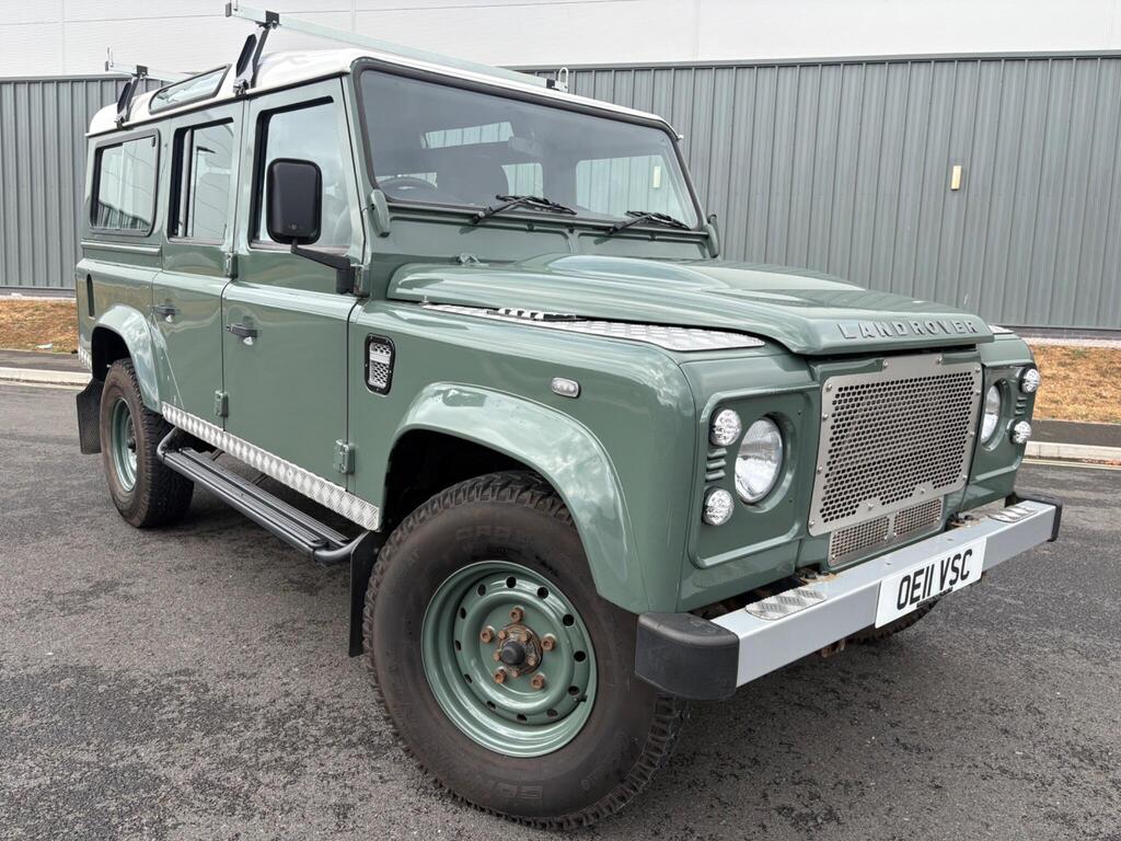 Land Rover Defender 110 SUV 2.4 TDCi County Station Wagon 4WD MWB Euro 4 5dr