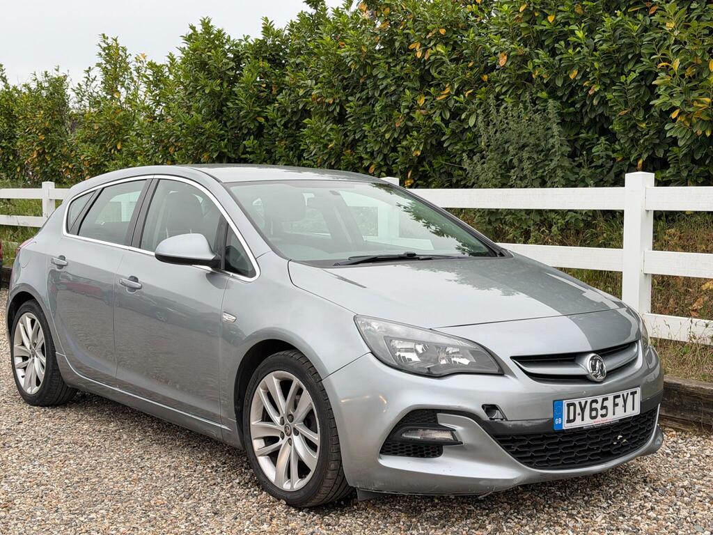 2015 Vauxhall Astra thumbnail 7