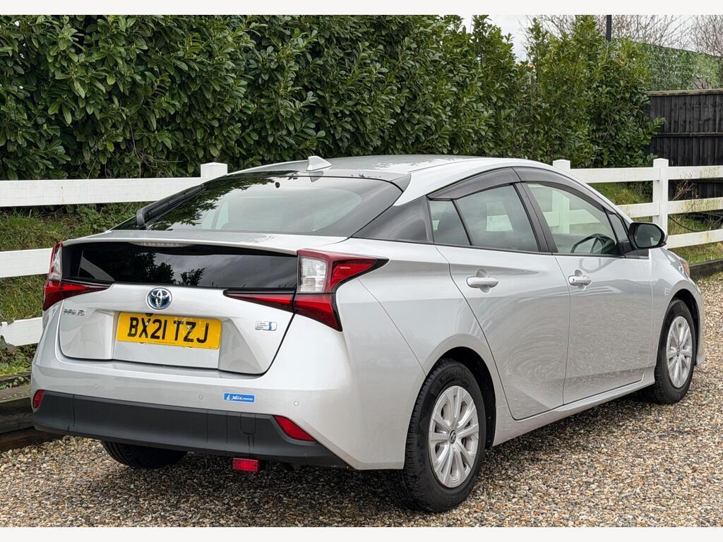 2021 Toyota Prius thumbnail 13