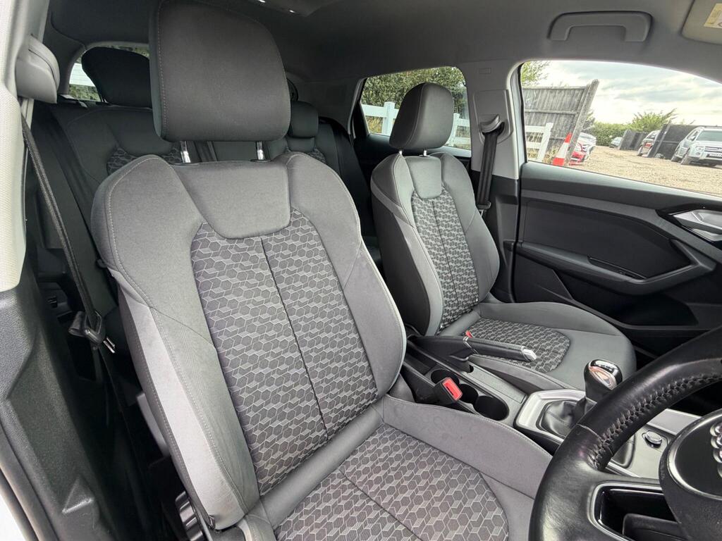 2019 Audi A1 thumbnail 18