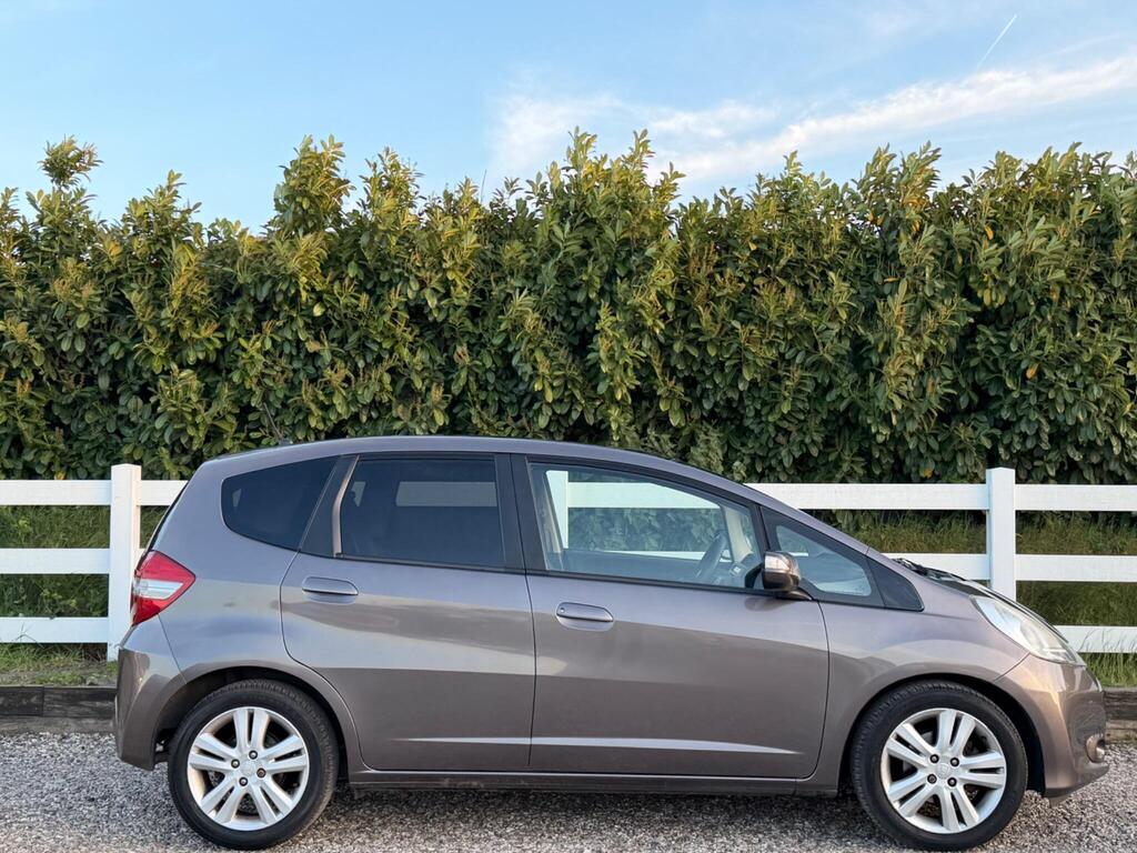 2012 Honda Jazz thumbnail 12